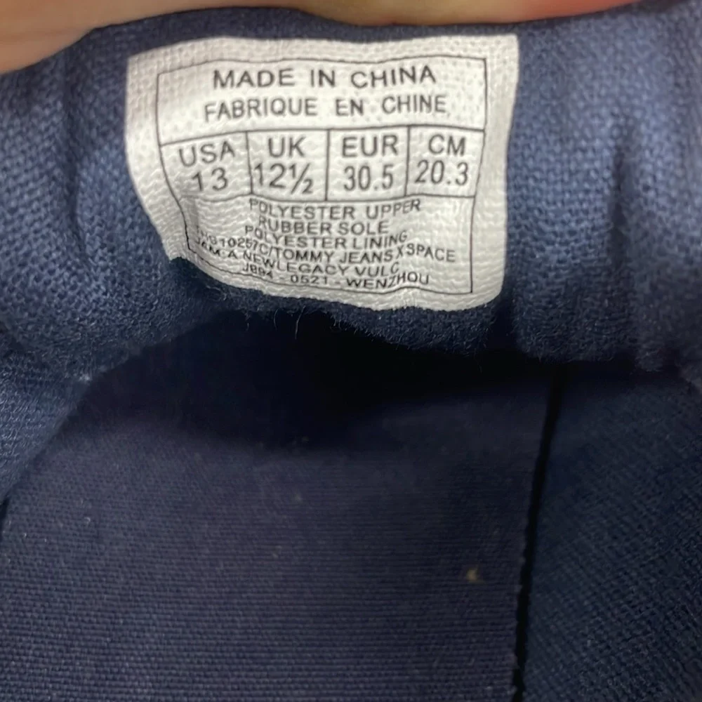 Tommy Hilfiger nwt tommy